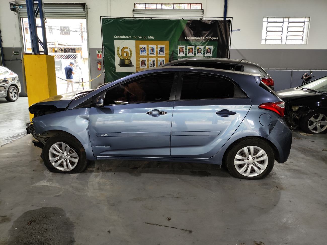 HYUNDAI